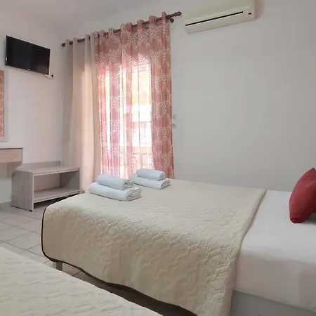 Lejlighedshotel Harikleia Leptokaryá